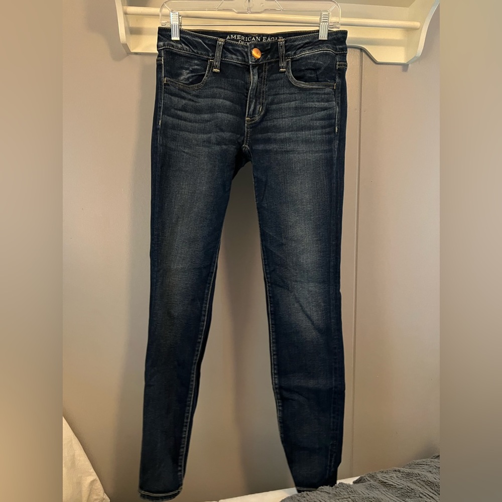 Low rise jeans